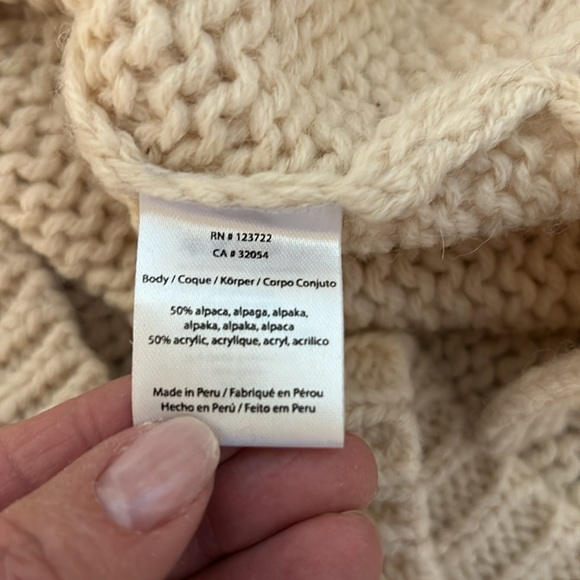 XIRENA Alpaca Apres Ski Taos Stripe Crewneck Sweater - Picture 4 of 5